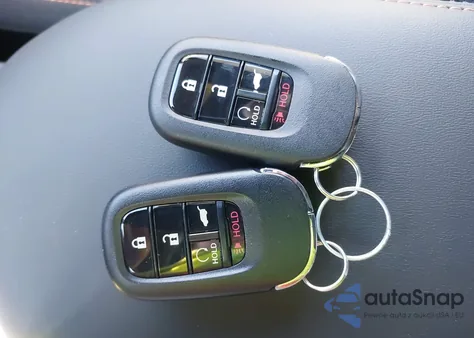 2026 Honda Hr-V Awd Sport z USA, uszkodzony, nr VIN 3CZRZ2H5XTM729742